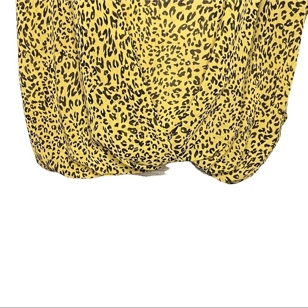 Umgee Yellow & Black Leopard Print Sheer Lightweight Blouse Size Small - Picture 3 of 8